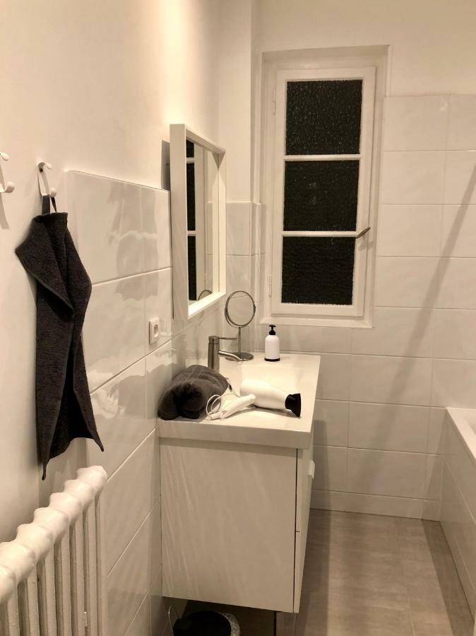 Grand 3 Pieces Stationnement Gratuit Dans La Rue Apartment Strasbourg Bagian luar foto